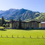Апартаменты In - Salzburger Land 41624 Капрун